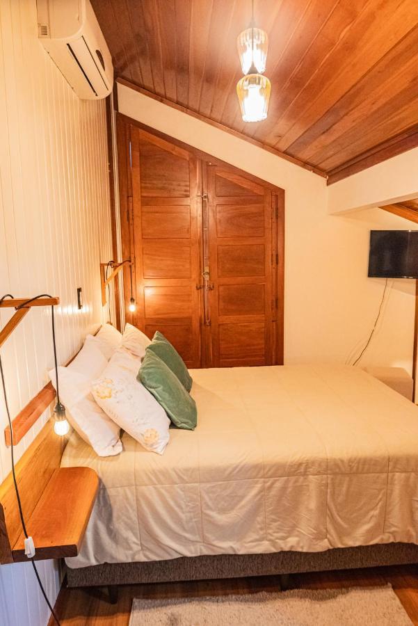 Homestay Casarao Do Vale Dos Vinhedos *